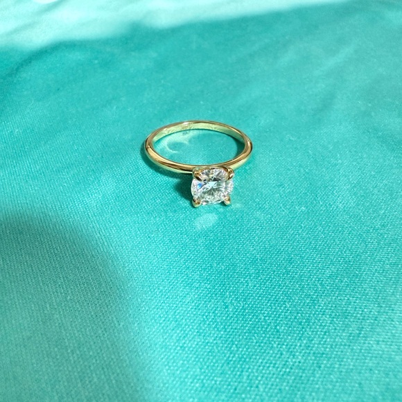 14k yellow gold Moissanite ring - Picture 1 of 5
